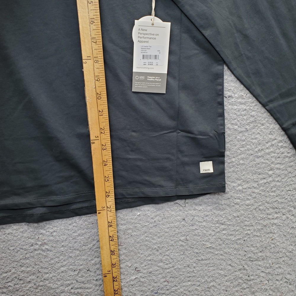 VUORI Feather T-Shirt Womens Medium Washed Black Long Sleeve Crew Neck VW1028 - Picture 3 of 6
